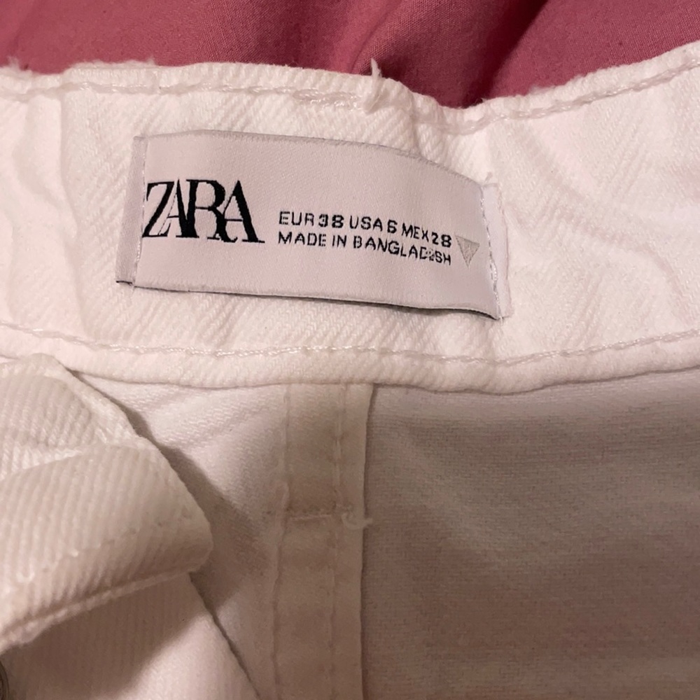 ZARA white jean shorts - Picture 3 of 3